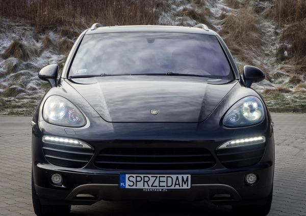 Porsche Cayenne cena 115900 przebieg: 189000, rok produkcji 2014 z Głogów małe 781